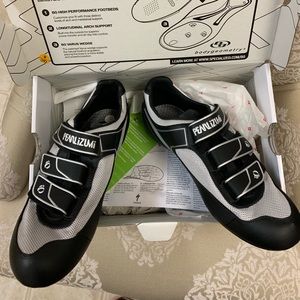 Specialized bike shoes, size 9 1/2 women